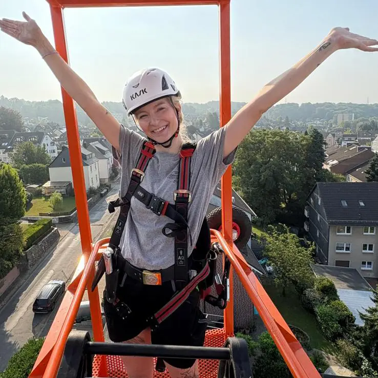 Dachdeckerhelferin & Sozial Media